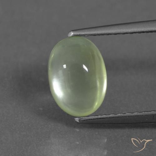 1.69ct طبيعي Medium Green  بريهنيت, بيضوي, شفاف
