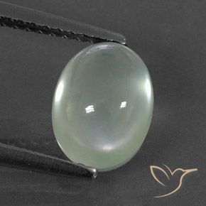 2.22ct طبيعي Very Light Green  بريهنيت, بيضوي, شفاف / نصف شفاف