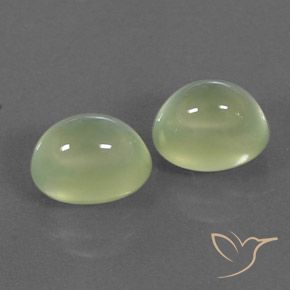 أحجار بريهنيت Yellow Green  طبيعية، بيضوي، شفاف / نصف شفاف، وزنها 4.75 قيراط