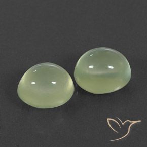 أحجار بريهنيت Yellow Green  طبيعية، بيضوي، شفاف / نصف شفاف، وزنها 5.48 قيراط