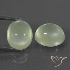 7.78ctw طبيعي Light Green  بريهنيت, بيضوي, شفاف / نصف شفاف