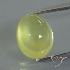 3.64ct طبيعي أصفر فاتح بريهنيت, بيضوي, شفاف / نصف شفاف