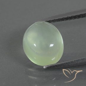2.63ct طبيعي أخضر أصفر بريهنيت, بيضوي, شفاف / نصف شفاف