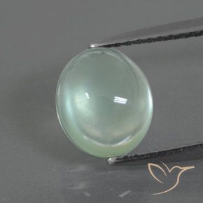 2.69ct طبيعي أخضر فاتح جدا بريهنيت, بيضوي, شفاف