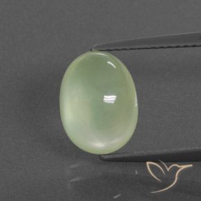 4.00ct طبيعي أخضر كمثرى باهت بريهنيت, بيضوي, شفاف / نصف شفاف