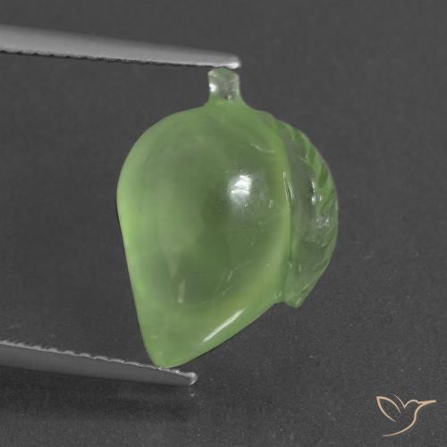 8.73ct طبيعي أخضر متوسط بريهنيت, فانسى, نصف شفاف