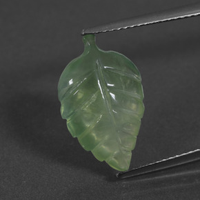 بريهنيت أخضر طبيعي، شكل خيالي، 5.62 قيراط، نصف شفاف