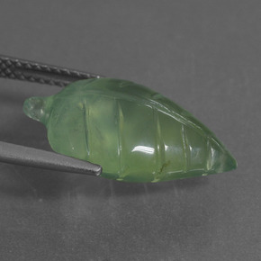 بريهنيت أخضر طبيعي، شكل خيالي، 8.78 قيراط، شفاف