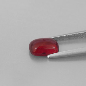 عقيق بيروب أحمر طبيعي، شفاف، 1.79 قيراط، شفاف / نصف شفاف