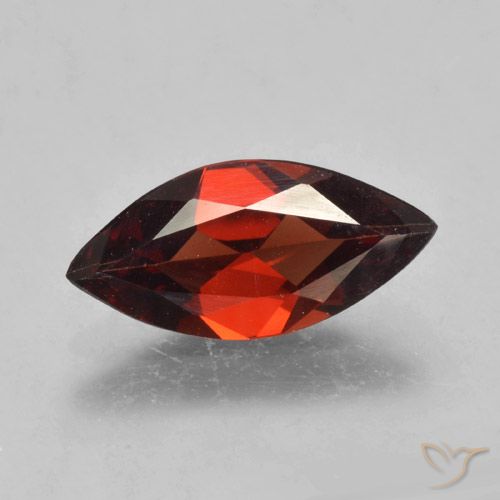 1.76ct طبيعي احمر غامق عقيق بيروب, ماركيز, VVS-VS