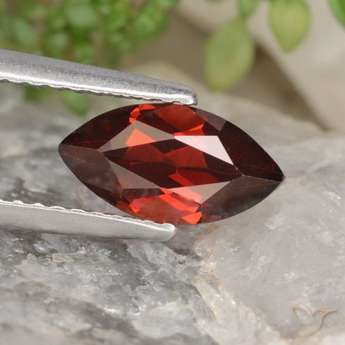 1.30ct طبيعي أحمر غامق عقيق بيروب, ماركيز, VVS-VS