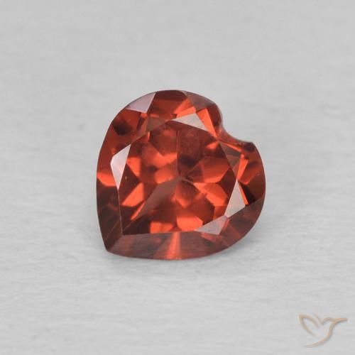 0.62ct طبيعي أحمر الكشمش عقيق بيروب, قلب, VVS-VS