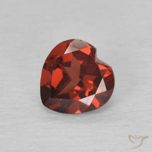 0.69ct طبيعي أحمر الكشمش عقيق بيروب, قلب, VVS-VS
