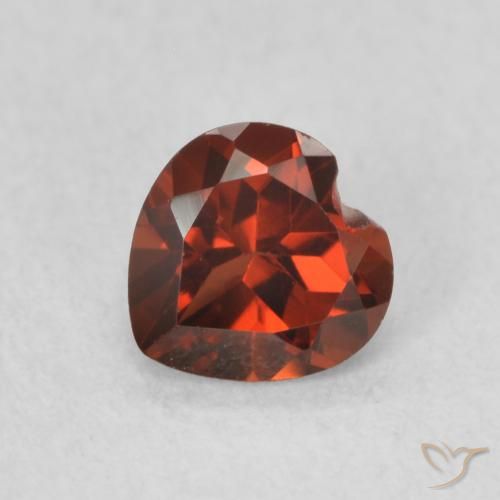 0.58ct طبيعي أحمر الكشمش عقيق بيروب, قلب, قليلا جدا