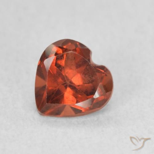 0.60ct طبيعي أحمر الكشمش عقيق بيروب, قلب, VVS