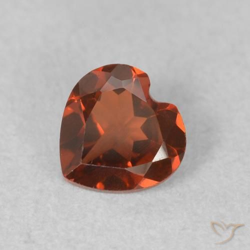 0.55ct طبيعي Medium Dark-Red عقيق بيروب, قلب, VVS-VS
