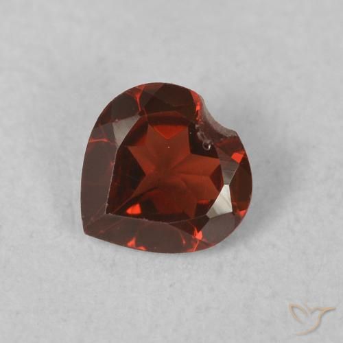 0.50ct طبيعي أحمر متوسط عقيق بيروب, قلب, VVS-VS
