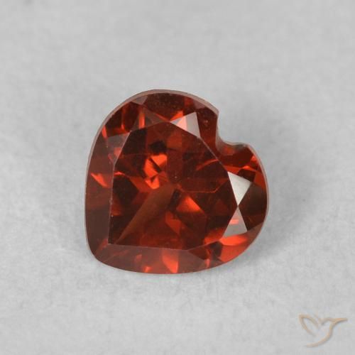 0.55ct طبيعي أحمر متوسط عقيق بيروب, قلب, VVS-VS