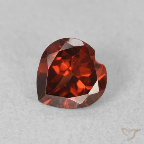 0.64ct طبيعي أحمر الكشمش عقيق بيروب, قلب, قليلا جدا