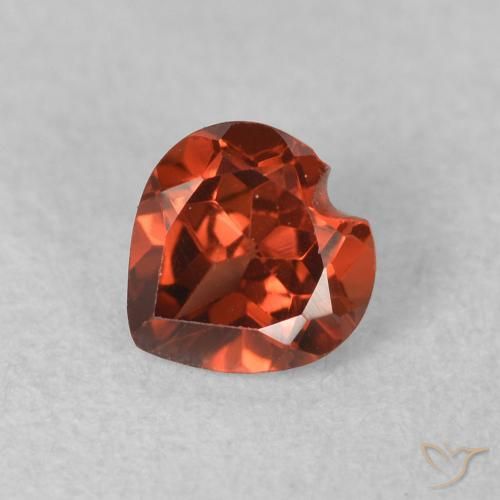0.65ct طبيعي أحمر الكشمش عقيق بيروب, قلب, قليلا جدا