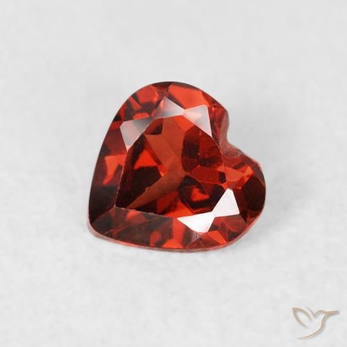 0.54ct طبيعي أحمر لامع عقيق بيروب, قلب, قليلا جدا