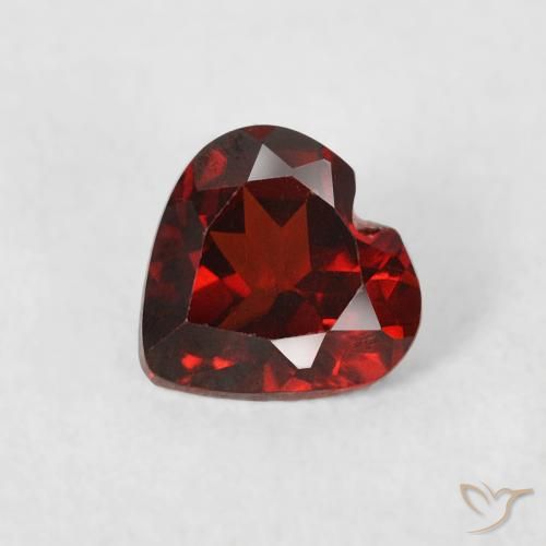 0.57ct طبيعي أحمر الكشمش عقيق بيروب, قلب, قليلا جدا