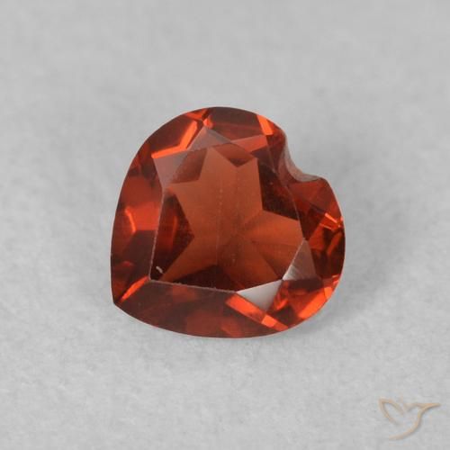 0.47ct طبيعي أحمر لامع عقيق بيروب, قلب, VVS-VS