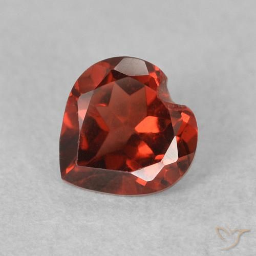 0.64ct طبيعي أحمر لامع عقيق بيروب, قلب, VVS-VS
