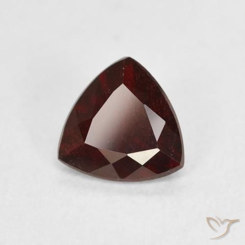 0.91ct طبيعي أحمر سانجريا عقيق بيروب, مثلثى, قليلا جدا