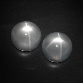 أحجار كوارتز عين القط أبيض طبيعية، قصة دائرى، شفاف، وزنها  قيراط