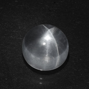 Quartz Cat's Eye طبيعي بلون أبيض، وزن ‎6.95‎ قيراط، شكل دائري، مقاس ‎11.16‎ مم
