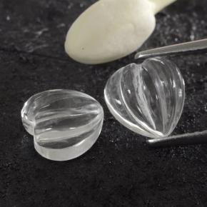 أحجار كوارتز أبيض شفاف طبيعية، شكل القلب، شفاف، وزنها 3.22 قيراط