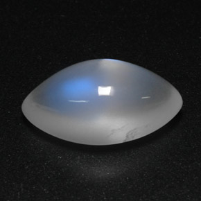 قوس قزح حجر القمر أبيض أزرق طبيعي، شفاف، 4.35 قيراط، شفاف / نصف شفاف