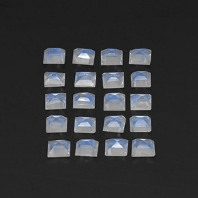 أحجار قوس قزح حجر القمر أبيض أزرق طبيعية، مربع، شفاف، وزنها  قيراط