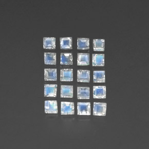 حجر القمر قوس قزح طبيعي بلون أزرق أبيض، وزن ‎‎ قيراط، شكل شفاف، مقاس ‎2.9x2.9‎ مم