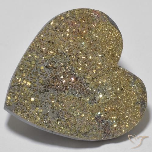 28.68ct طبيعي متعدد الألوان قوس قزح بيريت, قلب, غير شفاف
