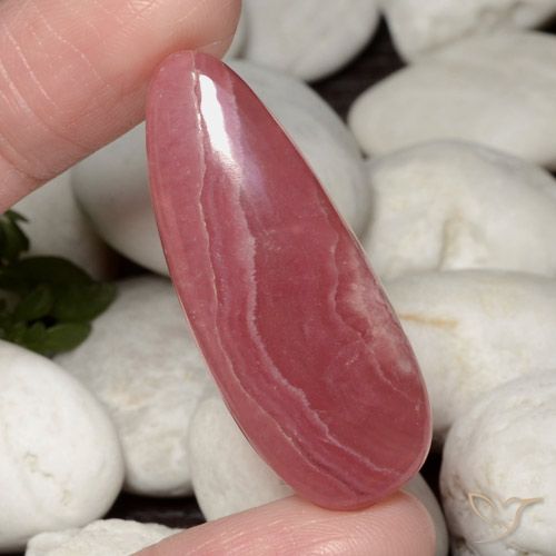 38.41ct طبيعي متعدد الألوان رودوكروسيت, شكل الكمثرى, نصف شفاف