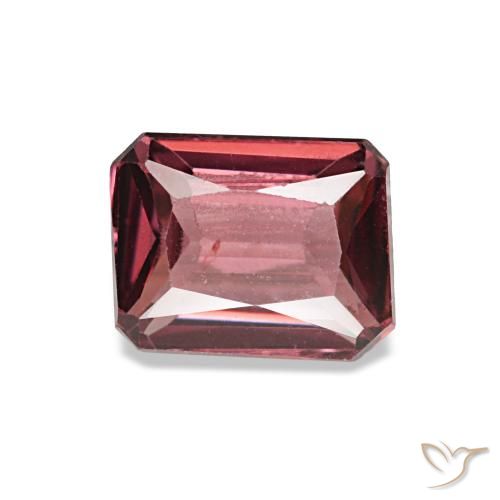جارنيت رودوليت طبيعي بلون Medium Dark-Red، وزن ‎1.09‎ قيراط، شكل قص الزمرد، مقاس ‎6.2x4.9‎ مم