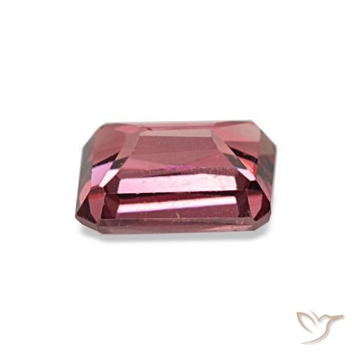 جارنيت رودوليت طبيعي بلون Medium Dark-Red، وزن ‎1.09‎ قيراط، شكل قص الزمرد، مقاس ‎6.2x4.9‎ مم