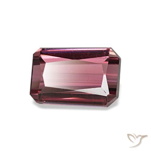 جارنيت رودوليت طبيعي بلون Medium Dark-Red، وزن ‎1.49‎ قيراط، شكل قص الزمرد، مقاس ‎7.1x4.8‎ مم