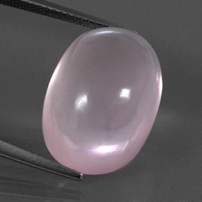 كوارتز وردي طبيعي بلون Light Pink ، وزن ‎18.62‎ قيراط، شكل بيضاوى، مقاس ‎17.9x13‎ مم