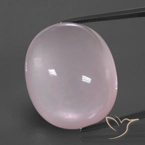 63.54ct طبيعي وردي فاتح كوارتز زهرى, بيضوي, شفاف