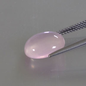 كوارتز زهرى وردى طبيعي، قصة بيضاوى، 4.47 قيراط، شفاف