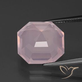 كوارتز زهرى وردى زهرى متوسط طبيعي، قص الزمرد، 12.46 قيراط، شفاف