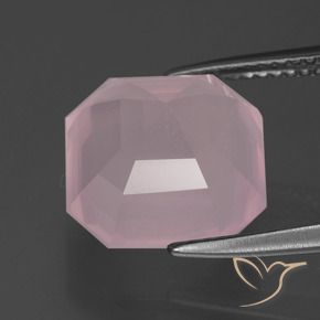 كوارتز زهرى وردى زهرى متوسط طبيعي، قص الزمرد، 7.24 قيراط، شفاف