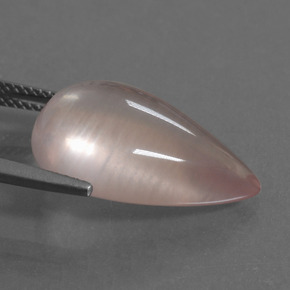 كوارتز زهرى درجة اللون الوردى طبيعي، شكل الكمثرى، 13.10 قيراط، شفاف