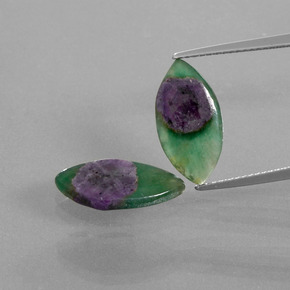 أحجار ياقوت في فوشسيت ثنائية اللون طبيعية، ماركيز، نصف شفاف، وزنها  قيراط