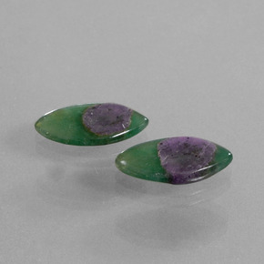 أحجار ياقوت في فوشسيت ثنائية اللون طبيعية، ماركيز، نصف شفاف، وزنها  قيراط