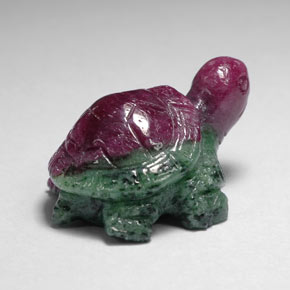 ياقوت الزوزيت متعدد الألوان طبيعي، شكل خيالي، 46.31 قيراط، غير شفاف