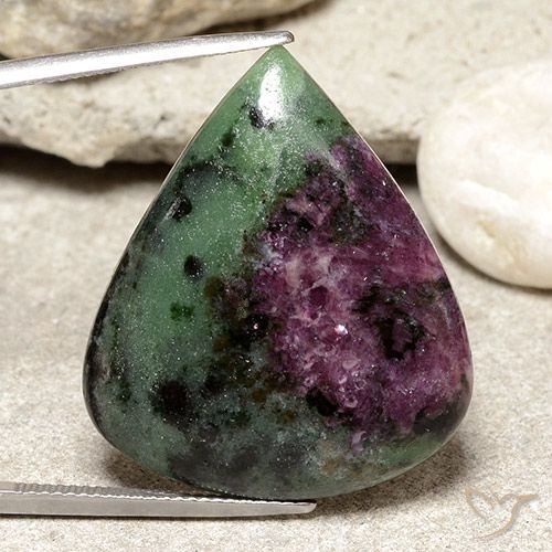 38.75ct طبيعي متعدد الألوان ياقوت الزوزيت, شكل الكمثرى, غير شفاف